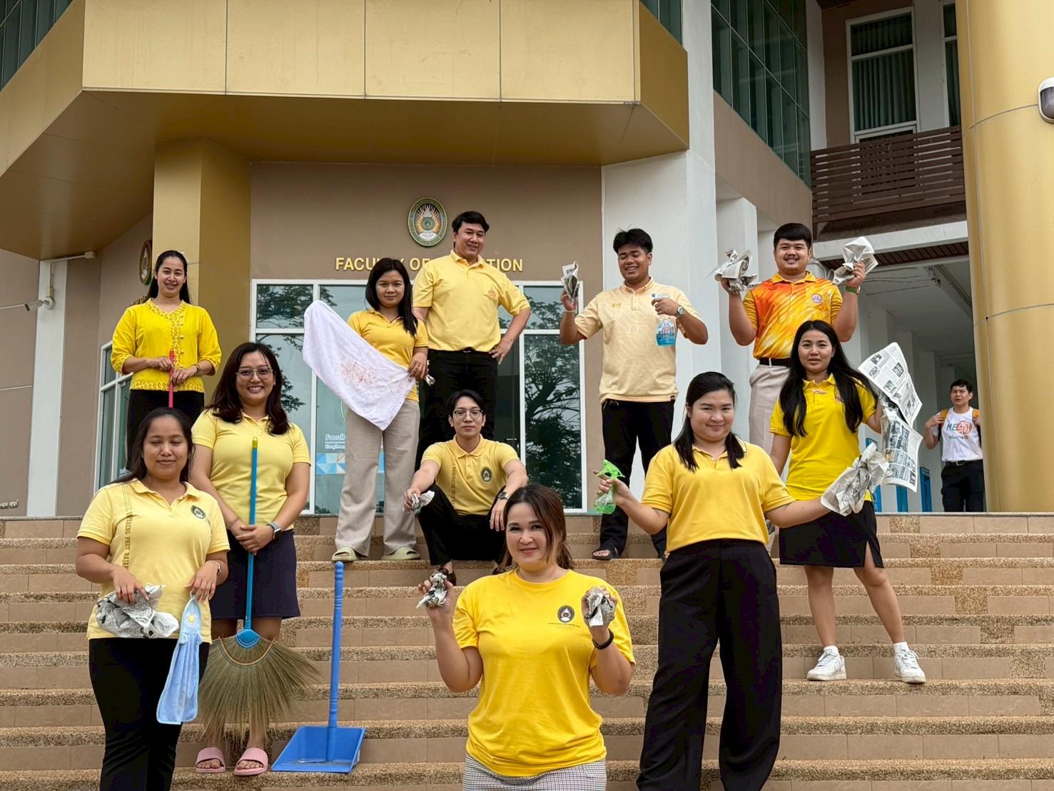 46. กิจกรรมจิตอาสาบำเพ็ญสาธารณะประโยชน์ Big Cleaning Day
